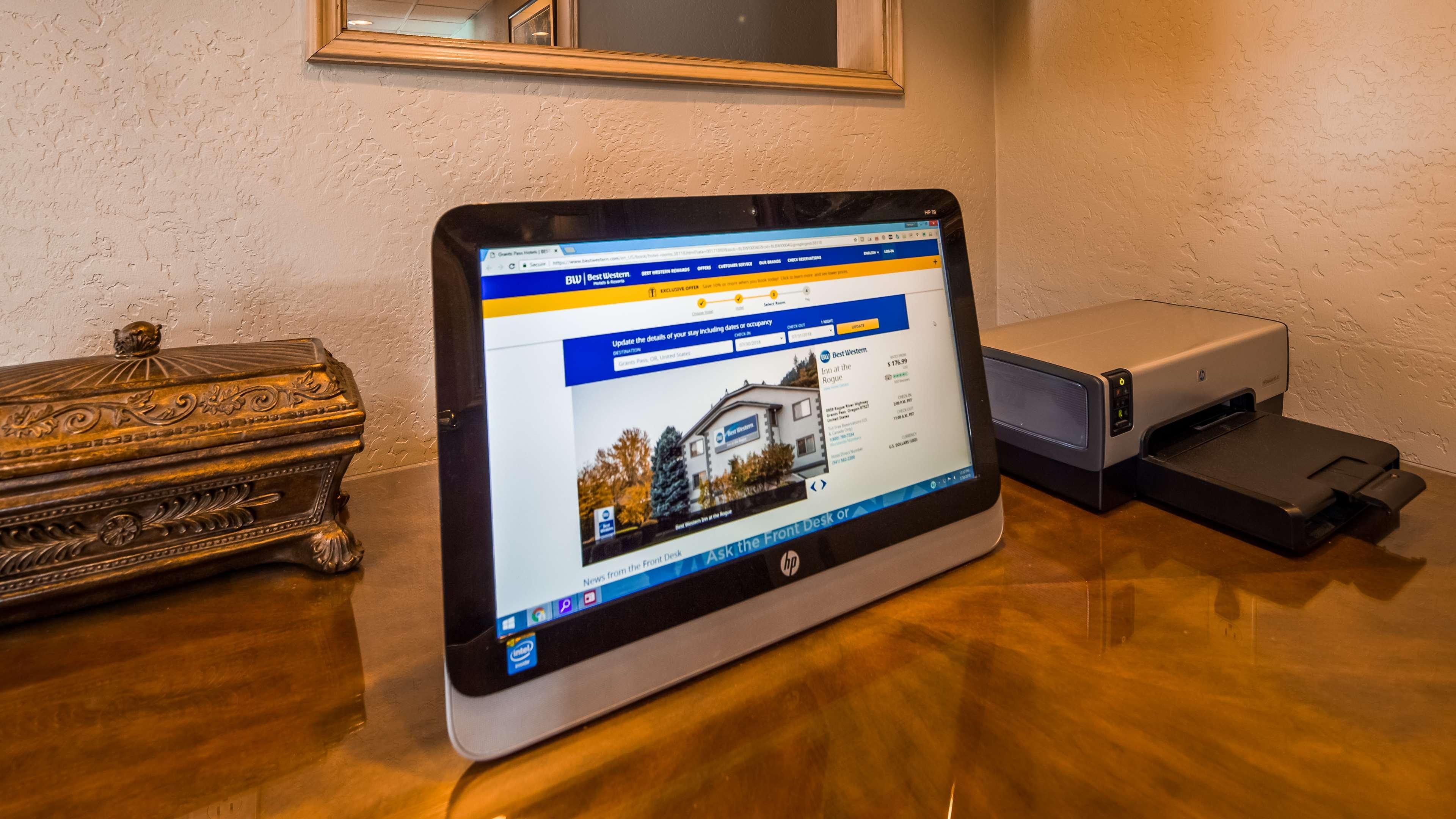 Best Western Inn At The Rogue Rogue River Zewnętrze zdjęcie